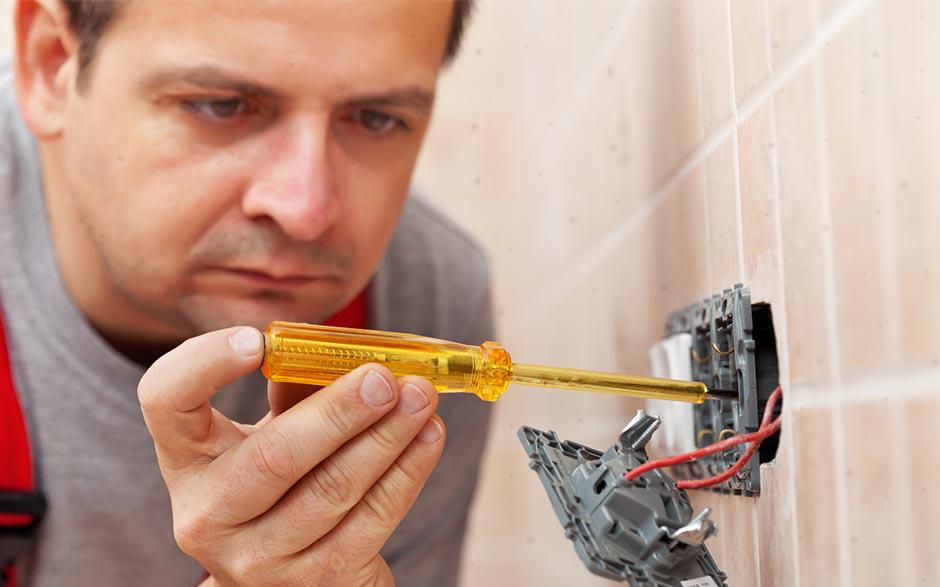 recherche électricien Paris 2